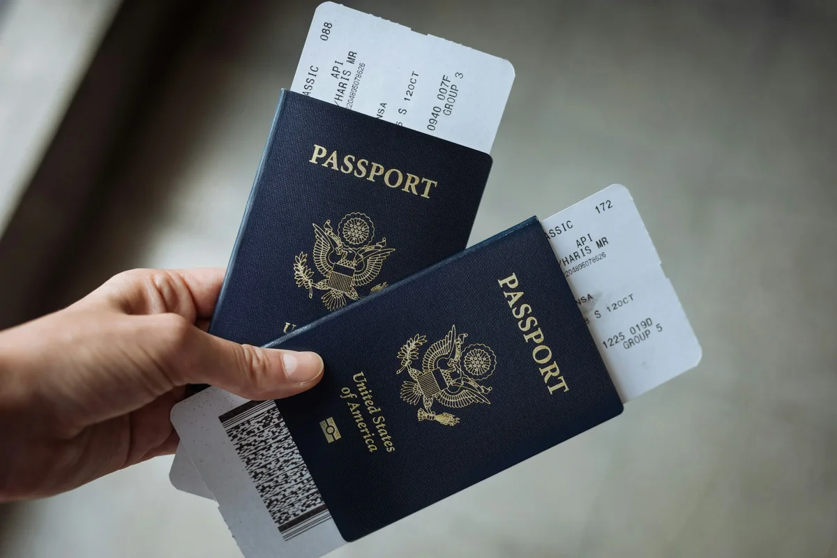 Visa và hỗ trợ trước khi bay